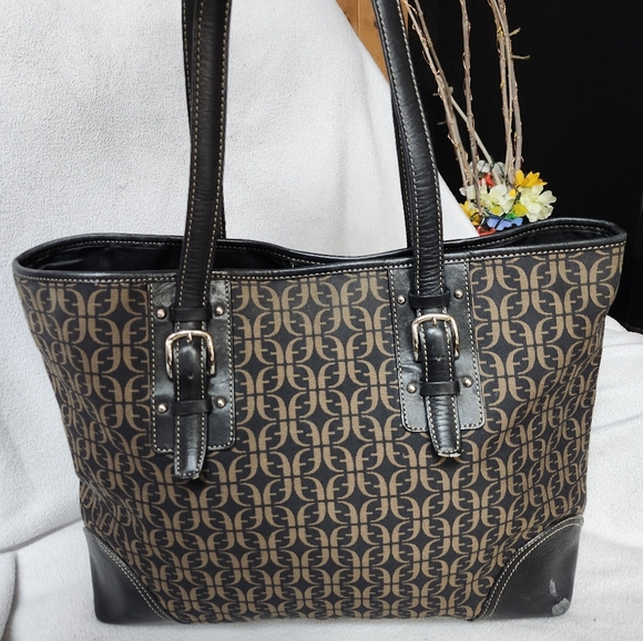 Fossil Tote - Picture 2 of 8